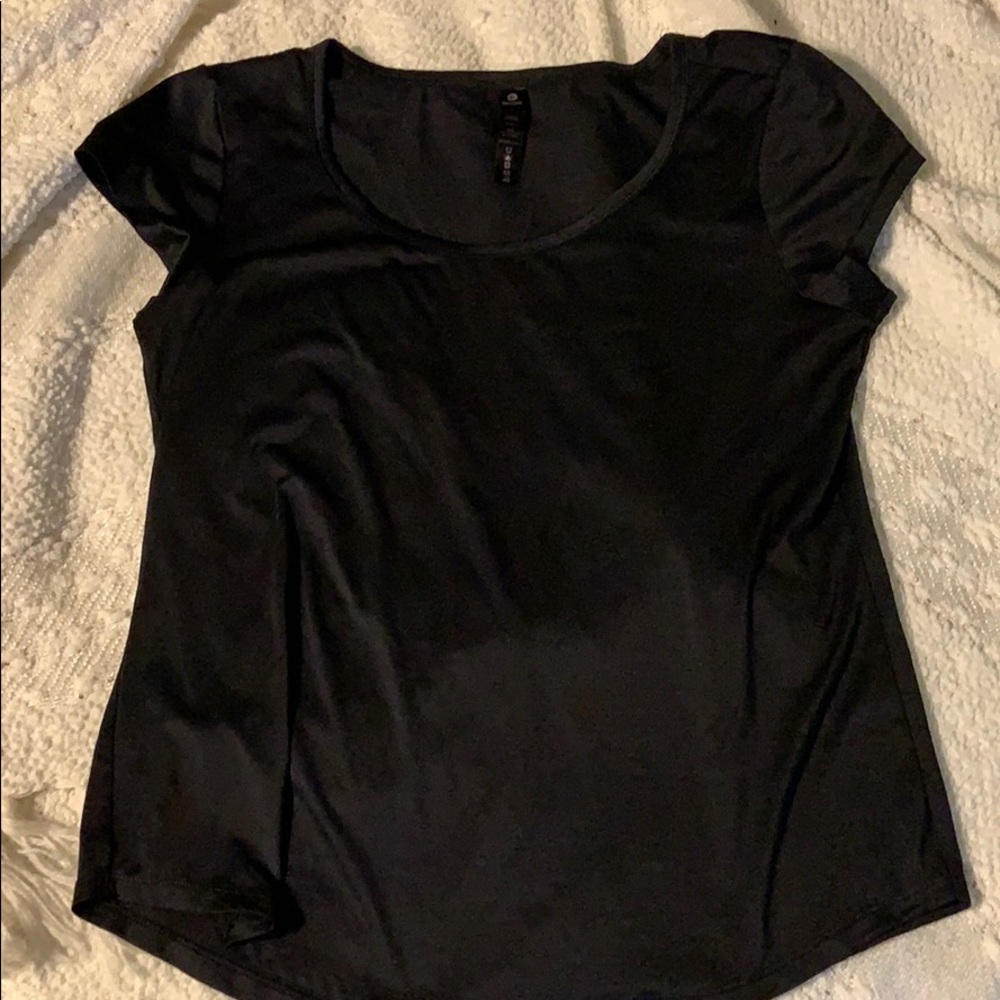 90 degree black short sleeve workout top